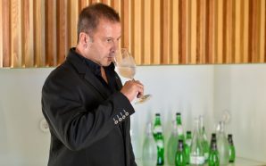Sommelier de águas existe - e só há um em Portugal