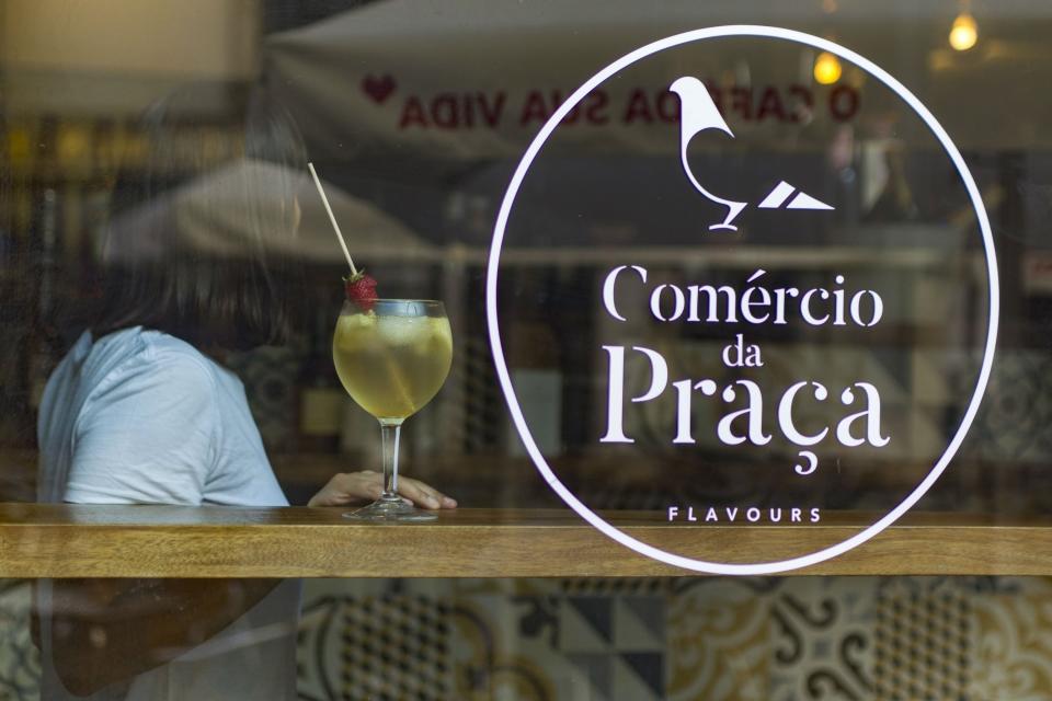 32531442_BINARY_GI18918FERNANDOFONTES048