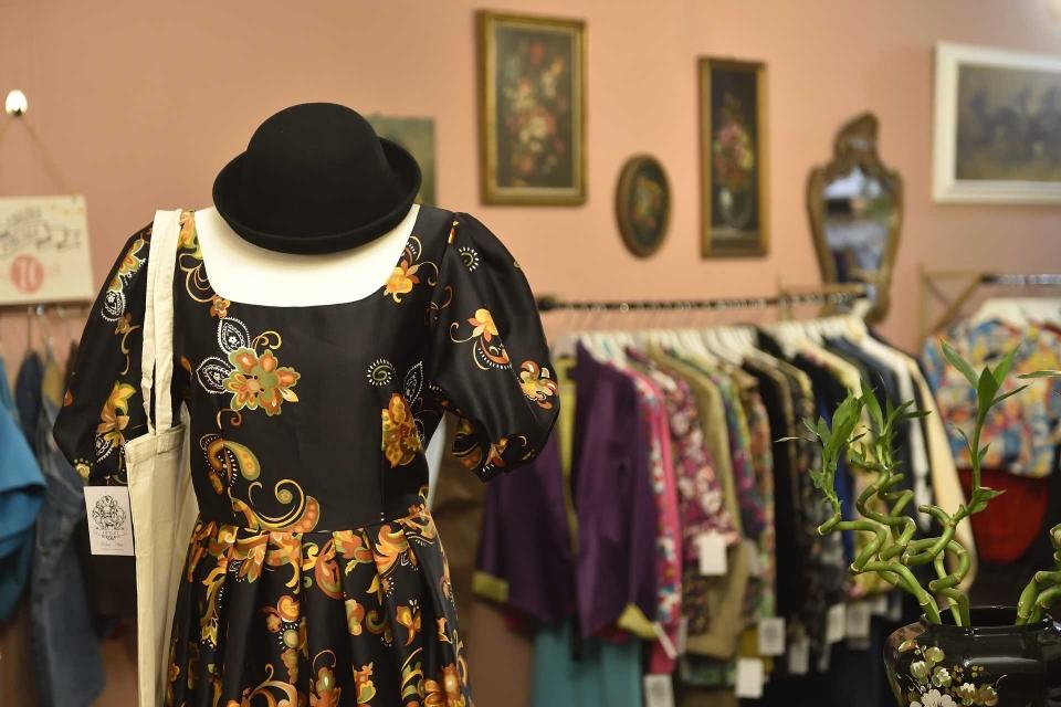 Loja de roupa em segunda mão – Mon Pére