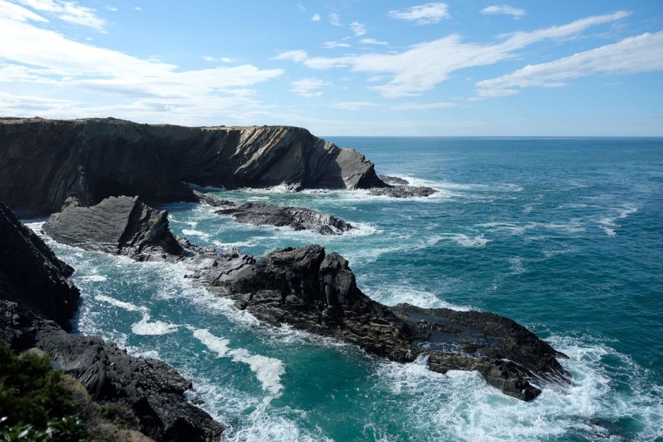 Costa Vicentina em autocaravana: passeio de encantos naturais junto ao mar