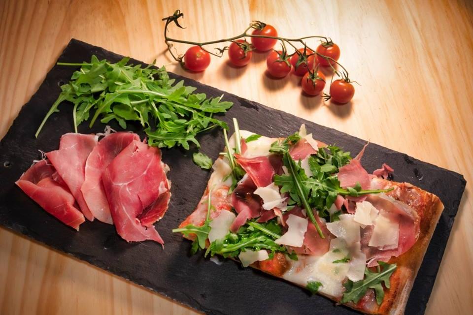 46518957_1919954641419641_7256035324592128000_n