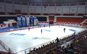 Portugal tem a maior pista de gelo da Península Ibérica (e os espanhóis adoram)