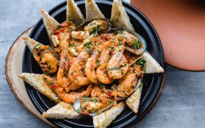 Novas caçarolas de peixe e marisco a três metros do Tejo