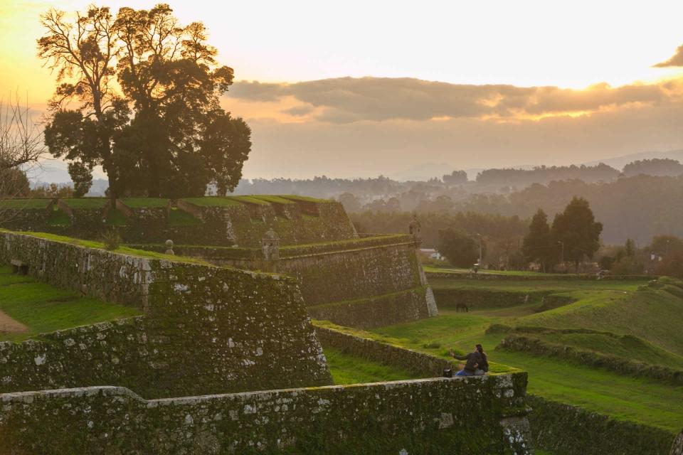 Valença do Minho: Cidades dentro de Muralhas.