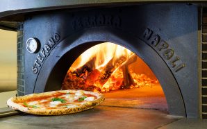 Lisboa vai ter pizas grátis amanhã na rua e em restaurantes