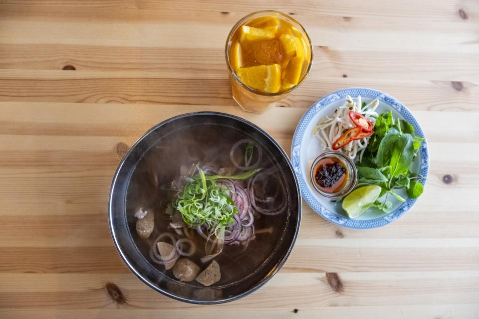 _FER5077_Easy-Resize.com