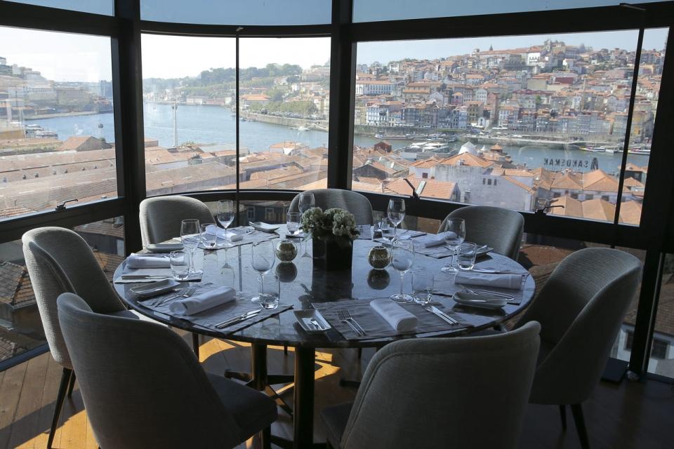 25366779_BINARY_GI27072016PEDROCORREIA00009_Easy-Resize.com