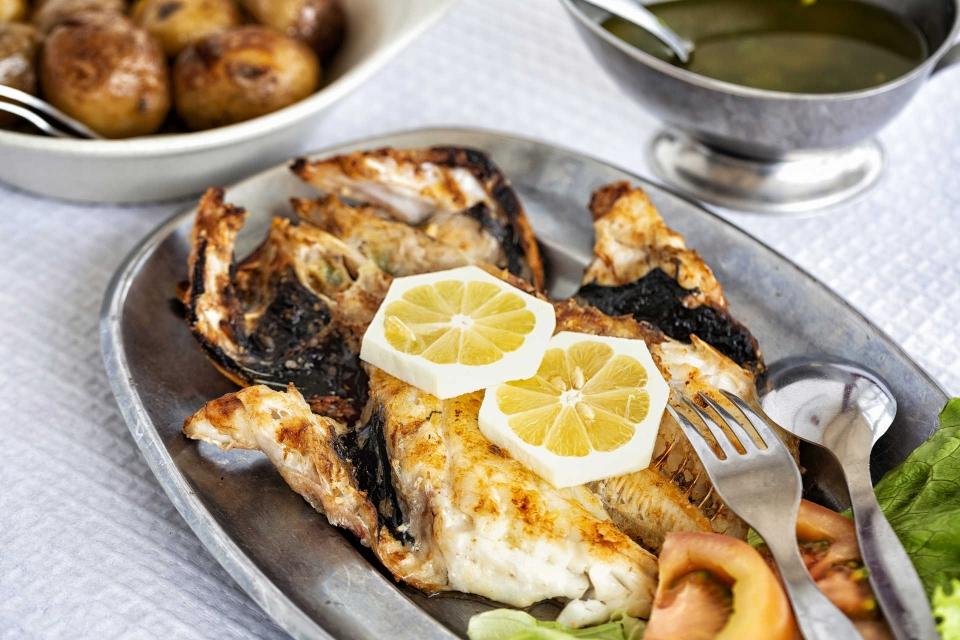 Restaurante, A Peixaria, em São Jacinto.