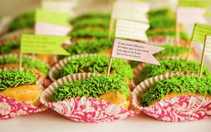 O novo manjerico dos Santos Populares é um éclair com chantilly