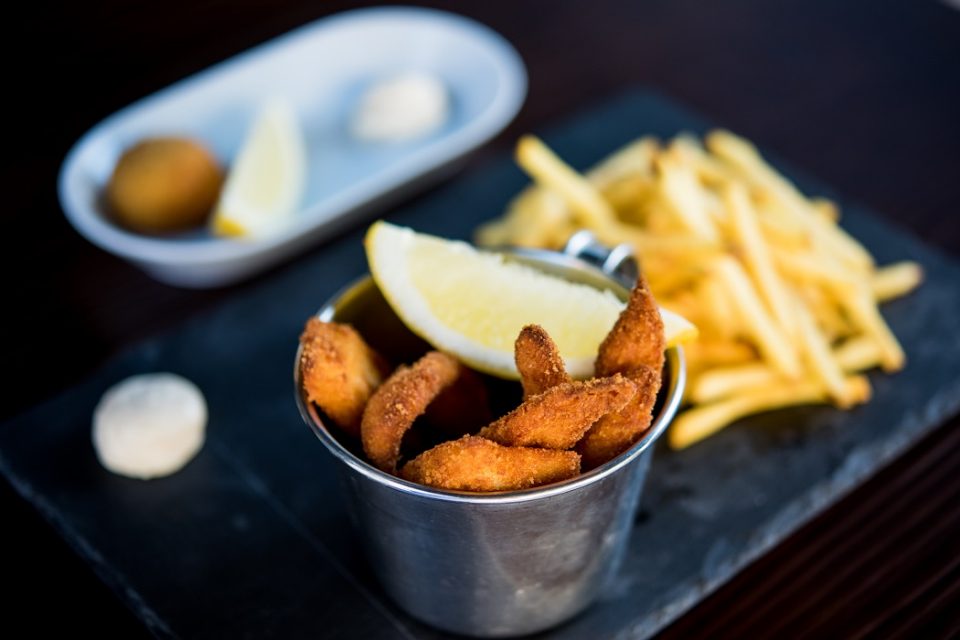 Lisboa ganha uma casa de choco frito onde se petisca até tarde
