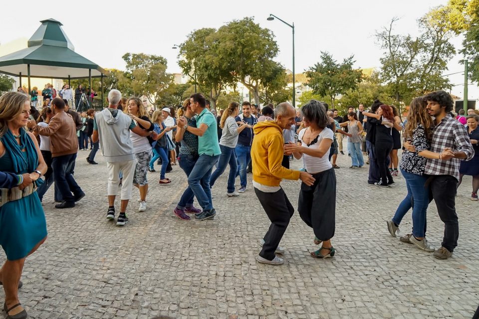 Kuduro, tango, flamenco: este mês há aulas de dança grátis nas ruas de Lisboa