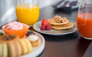 O novo brunch de Lisboa tem sushi, música ao vivo e vista para o Tejo