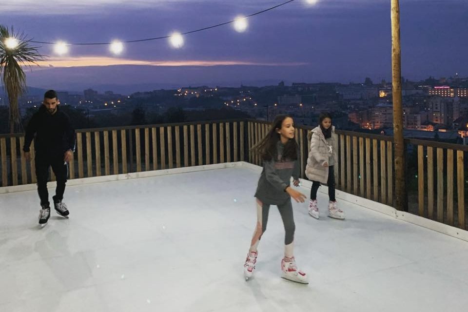 Braga ganha pista de gelo ecológica com vista panorâmica para a cidade