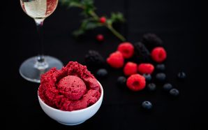 Há novos gelados criados para a época festiva, com sabor a espumante e passas