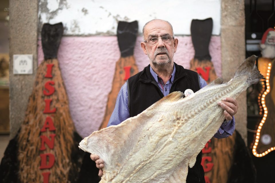 Comércio de rua em Braga e Viana: uma loja histórica e uma casa de chocolates