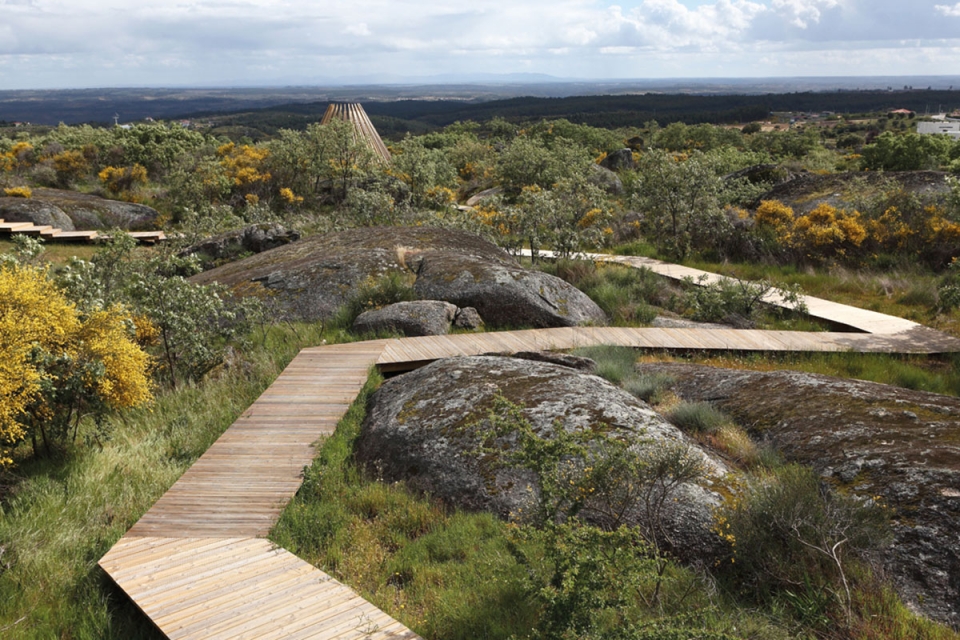 Novo parque de Castelo Branco tem miradouros, passadiços e trilhos naturais
