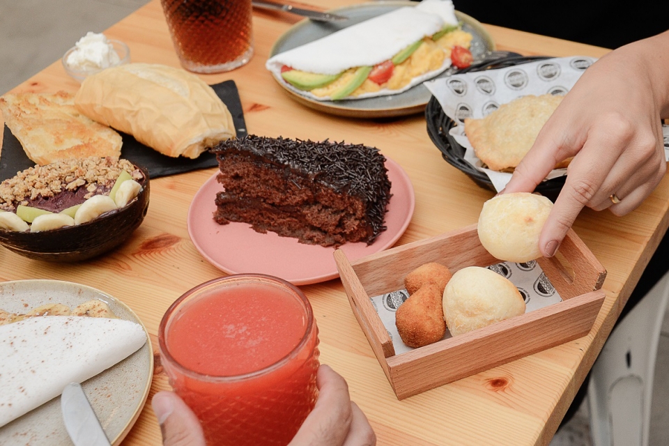 Dia dos Namorados: estes sítios levam o pequeno-almoço e brunch a casa