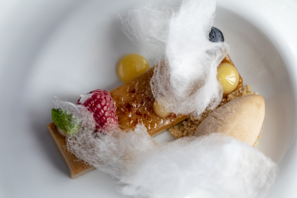 A receita do crème brulée afrodisíaco do chef Tiago Bonito [Michelin]