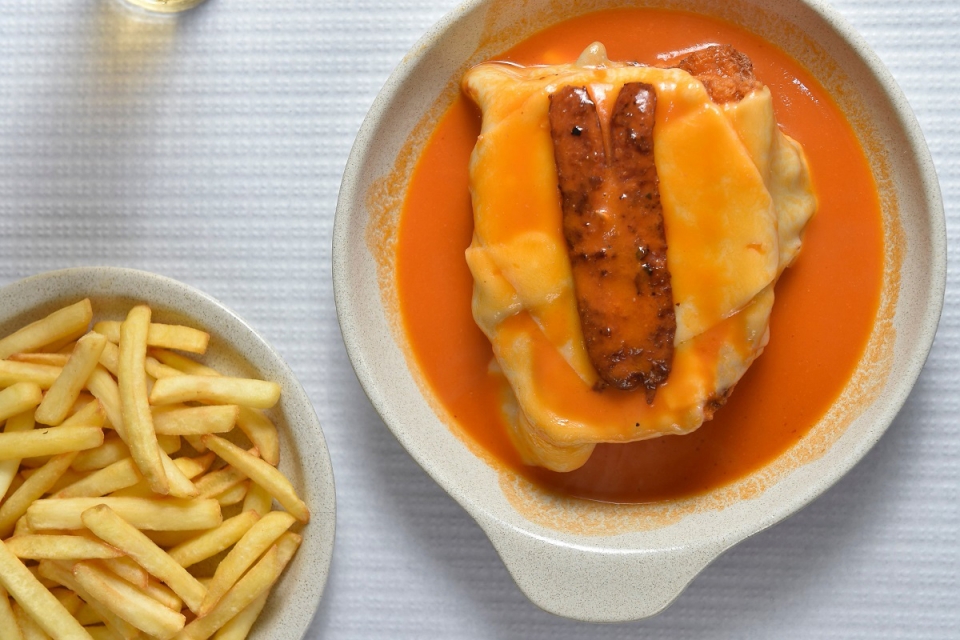 Francesinha: a sanduíche que cria paixões e discórdia