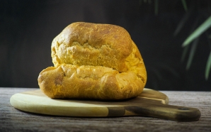 Feiras online e ao postigo para comprar o folar de Páscoa deste ano