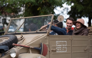 Museu do Caramulo leva coleção de carros antigos à rua - e os visitantes podem guiá-los