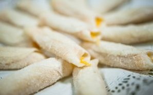 Os charutos dos Arcos e as mulheres que fazem doces há quase 200 anos