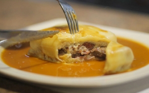 Francesinha é a estrela do festival Dias à Mesa, em Famalicão