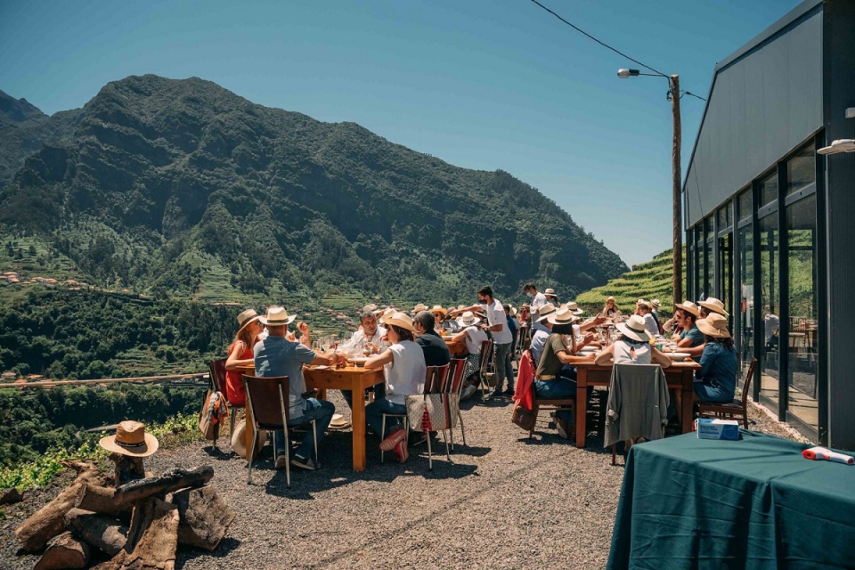 Projeto Amar Beber Comer leva a cozinha de fogo à ilha de Porto Santo