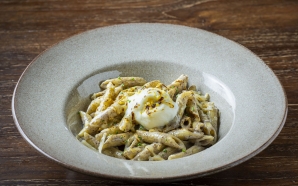 Todos os caminhos vão dar à burrata nesta nova casa do Chiado