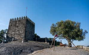 Castelo da Póvoa de Lanhoso: o irredutível refúgio de D. Teresa