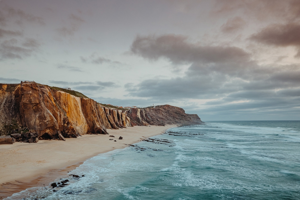 Praia-da-Formosa,-Oeste